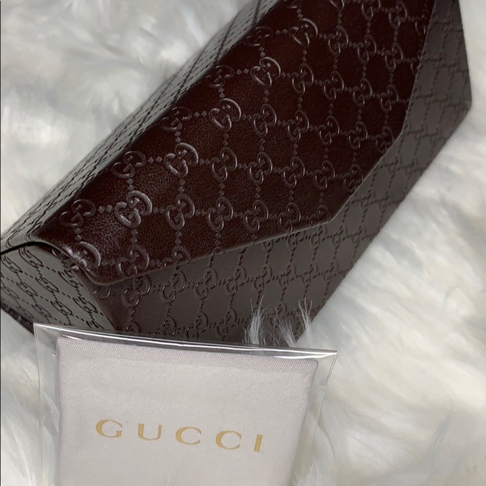 Gucci | Authentic trifold case